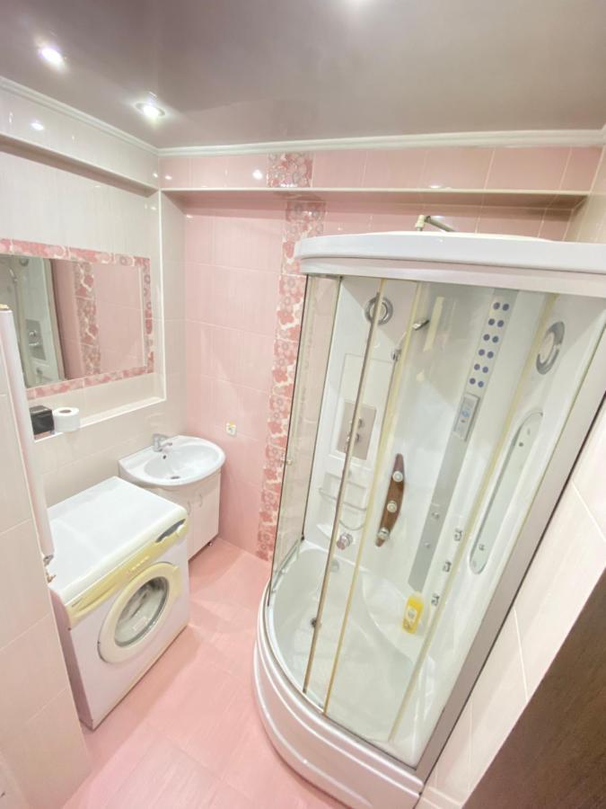 Ultra Central Double Room Appartment In Chişinau Exteriör bild